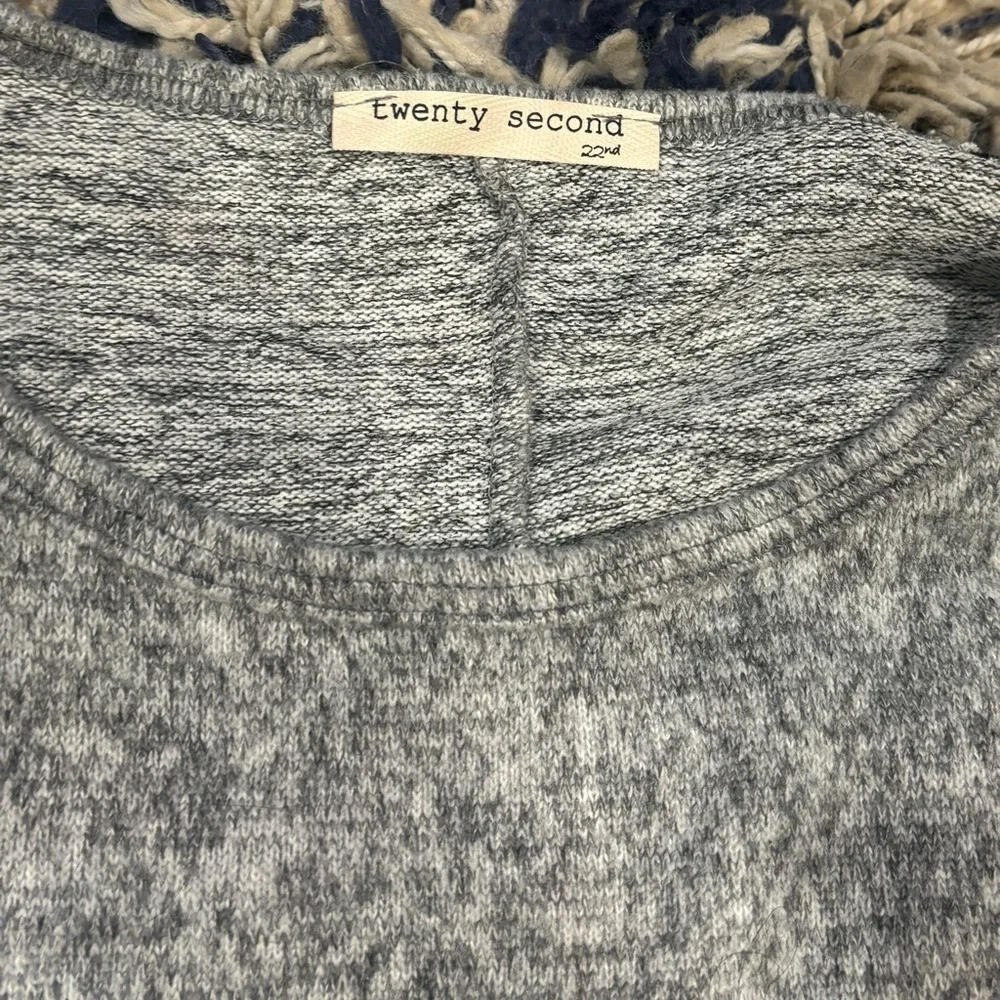 NWT ✨ Twenty Second Grey Tie-Hem Pullover with Zebra Print Shoulders- size small